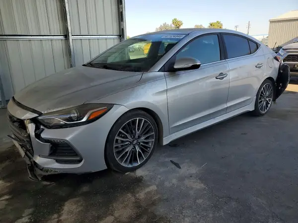 KMHD04LB2JU702249 2018 HYUNDAI ELANTRA - Image 1