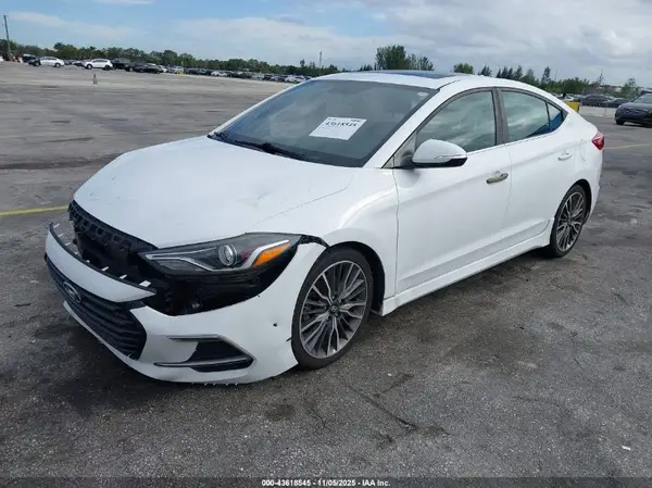 KMHD04LB2JU703305 2018 HYUNDAI ELANTRA - Image 2