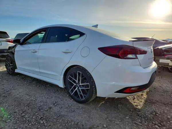 KMHD04LB2KU814194 2019 HYUNDAI ELANTRA - Image 2