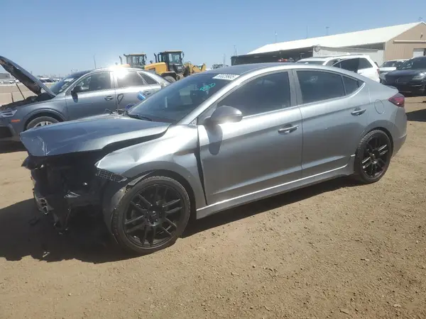 KMHD04LB2KU817189 2019 HYUNDAI ELANTRA - Image 1
