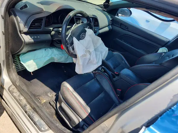 KMHD04LB2KU830007 2019 HYUNDAI ELANTRA - Image 8