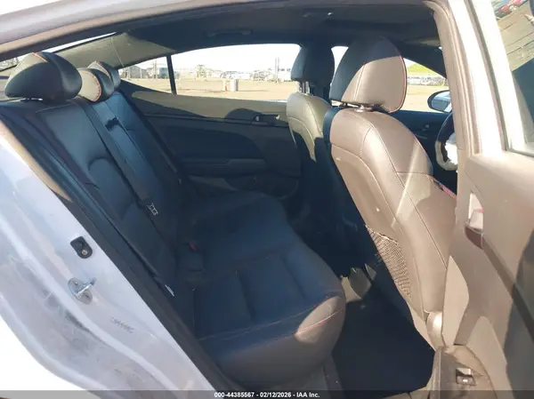 KMHD04LB2LU008955 2020 HYUNDAI ELANTRA - Image 8