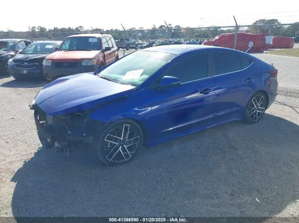 KMHD04LB2LU100566 2020 HYUNDAI ELANTRA - Image 2