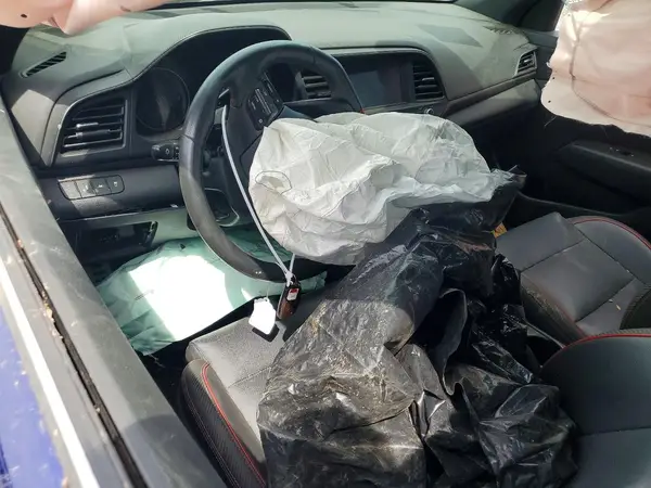 KMHD04LB2LU944882 2020 HYUNDAI ELANTRA - Image 8