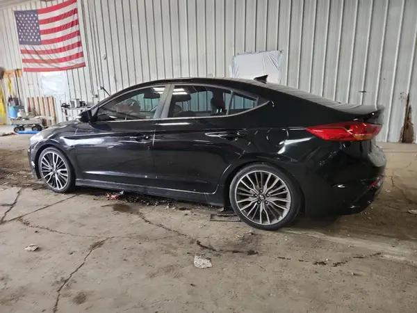 KMHD04LB3HU292054 2017 HYUNDAI ELANTRA - Image 2