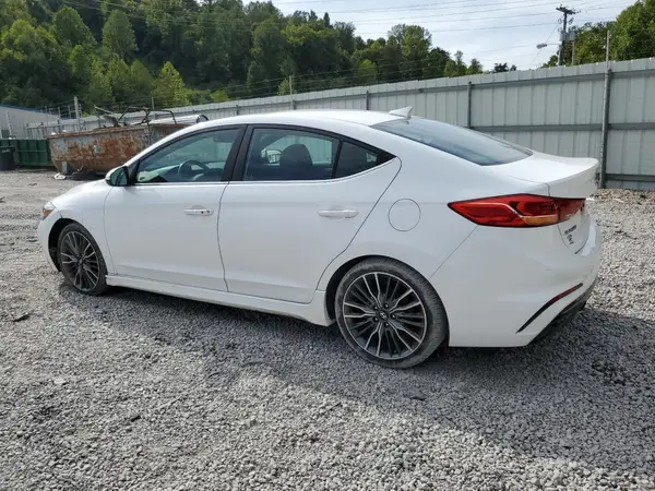KMHD04LB3HU330818 2017 HYUNDAI ELANTRA - Image 2