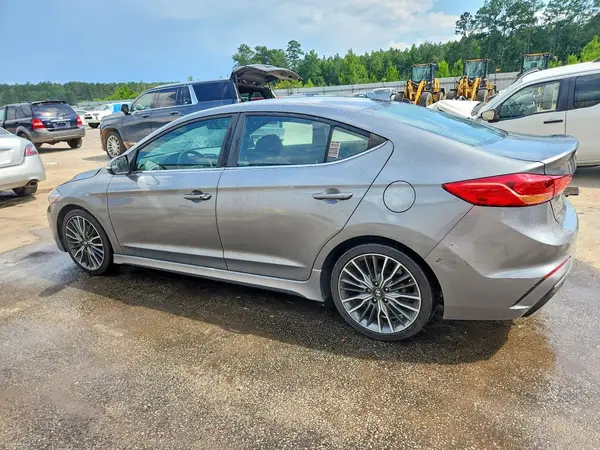 KMHD04LB3HU339180 2017 HYUNDAI ELANTRA - Image 2