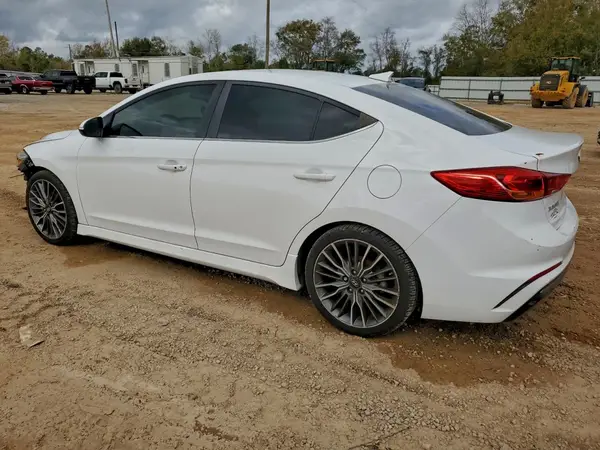 KMHD04LB3HU352334 2017 HYUNDAI ELANTRA - Image 2