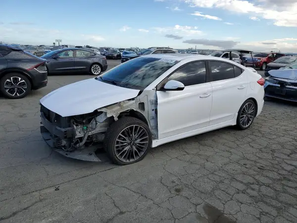KMHD04LB3JU451628 2018 HYUNDAI ELANTRA - Image 1