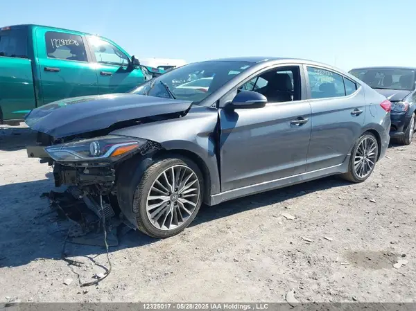 KMHD04LB3JU462791 2018 HYUNDAI ELANTRA - Image 2