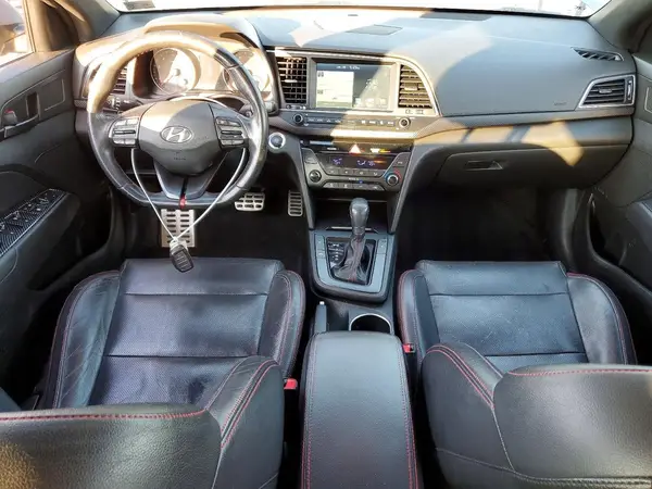 KMHD04LB3JU526392 2018 HYUNDAI ELANTRA - Image 8