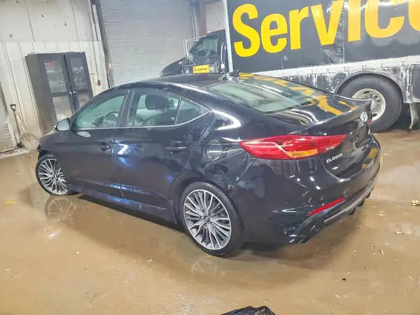 KMHD04LB3JU530118 2018 HYUNDAI ELANTRA - Image 2