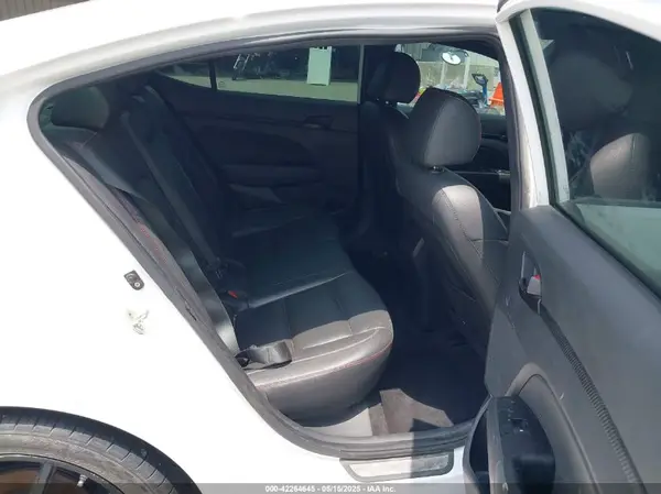 KMHD04LB3JU534184 2018 HYUNDAI ELANTRA - Image 8