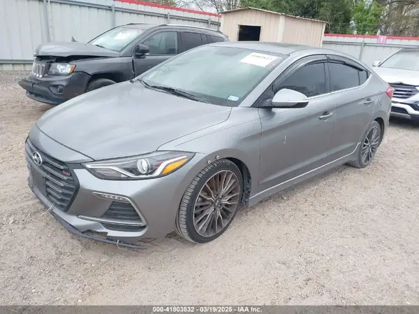 KMHD04LB3JU538882 2018 HYUNDAI ELANTRA - Image 2