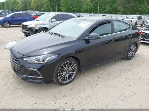 KMHD04LB3JU539062 2018 HYUNDAI ELANTRA - Image 2