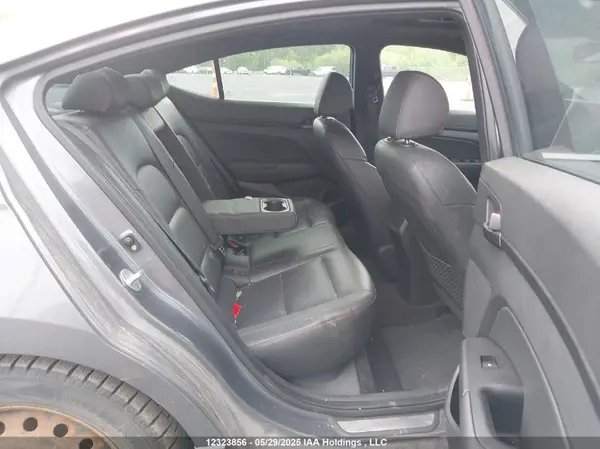 KMHD04LB3JU670296 2018 HYUNDAI ELANTRA - Image 8