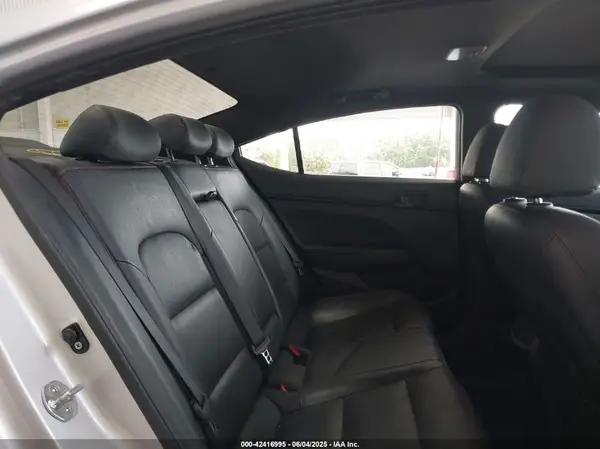 KMHD04LB3JU702020 2018 HYUNDAI ELANTRA - Image 8