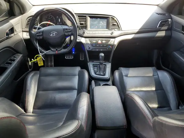 KMHD04LB3JU703829 2018 HYUNDAI ELANTRA - Image 8