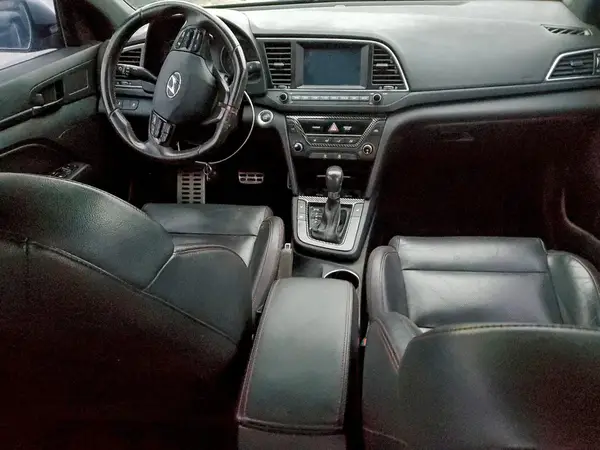 KMHD04LB3JU718489 2018 HYUNDAI ELANTRA - Image 8