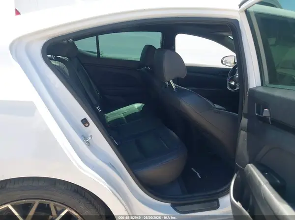 KMHD04LB3KU860777 2019 HYUNDAI ELANTRA - Image 8