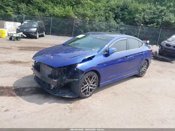 KMHD04LB3KU864165 2019 HYUNDAI ELANTRA - Image 2