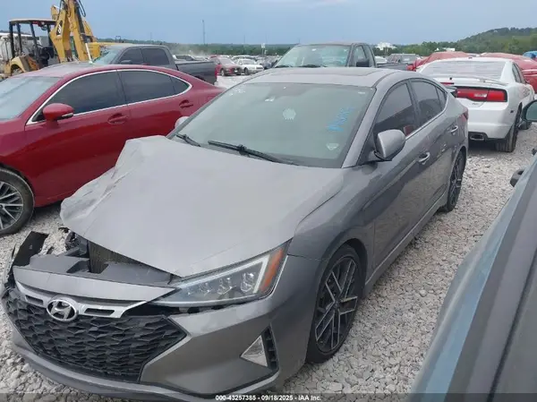 KMHD04LB3LU019074 2020 HYUNDAI ELANTRA - Image 2