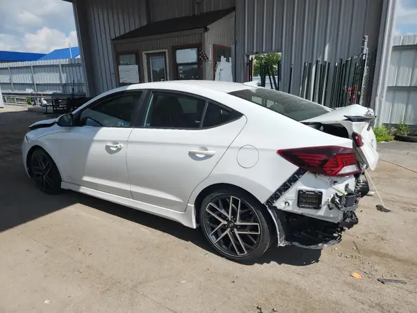 KMHD04LB3LU967961 2020 HYUNDAI ELANTRA - Image 2
