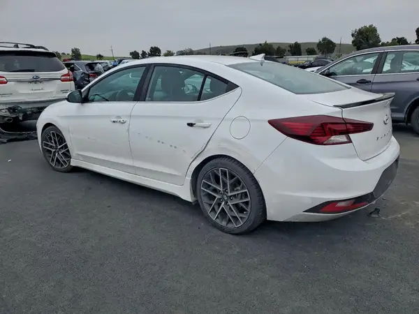 KMHD04LB3LU980242 2020 HYUNDAI ELANTRA - Image 2