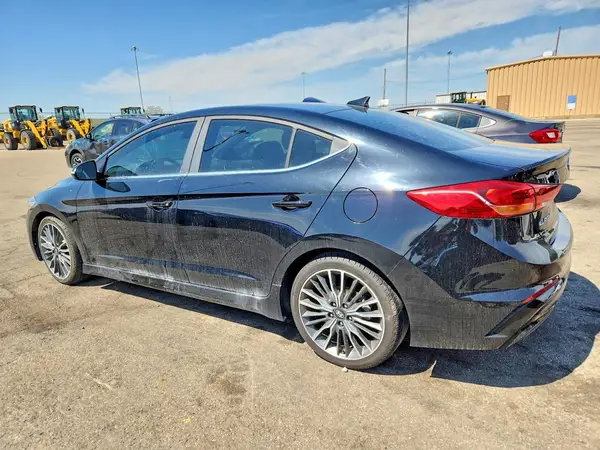 KMHD04LB4HU314546 2017 HYUNDAI ELANTRA - Image 2