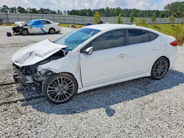 KMHD04LB4HU319097 2017 HYUNDAI ELANTRA - Image 1