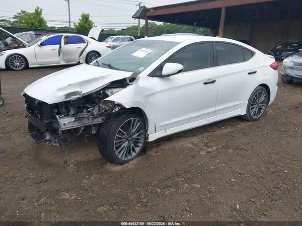 KMHD04LB4HU345716 2017 HYUNDAI ELANTRA - Image 2