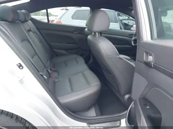 KMHD04LB4HU361706 2017 HYUNDAI ELANTRA - Image 8