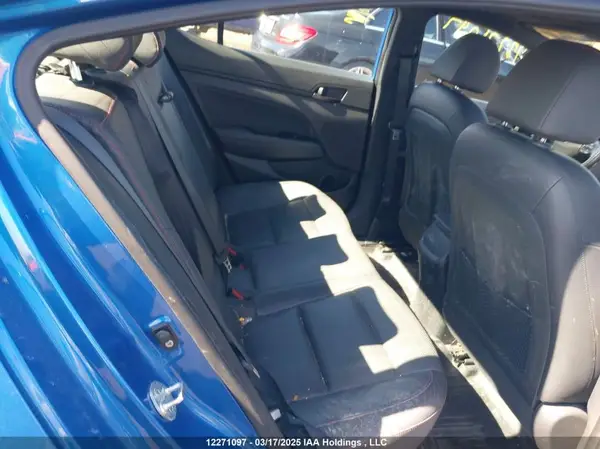 KMHD04LB4JU484329 2018 HYUNDAI ELANTRA - Image 8