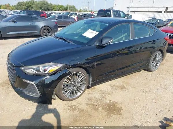 KMHD04LB4JU504563 2018 HYUNDAI ELANTRA - Image 2