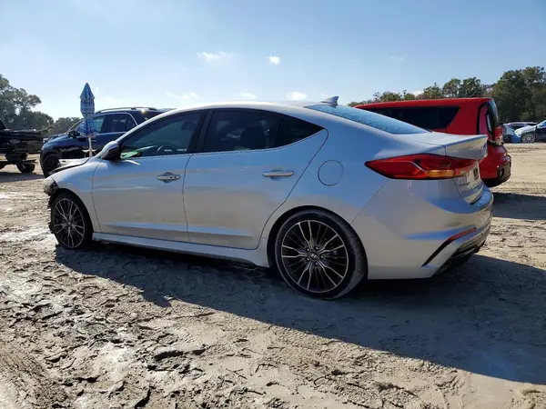KMHD04LB4JU506720 2018 HYUNDAI ELANTRA - Image 2
