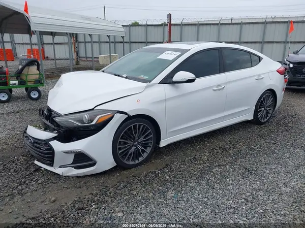 KMHD04LB4JU552967 2018 HYUNDAI ELANTRA - Image 2