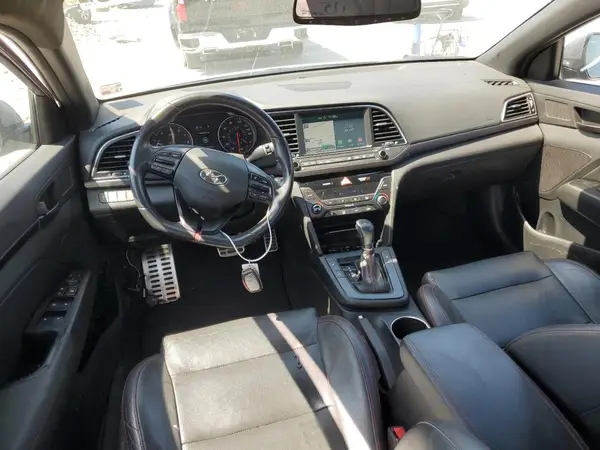 KMHD04LB4JU571762 2018 HYUNDAI ELANTRA - Image 8