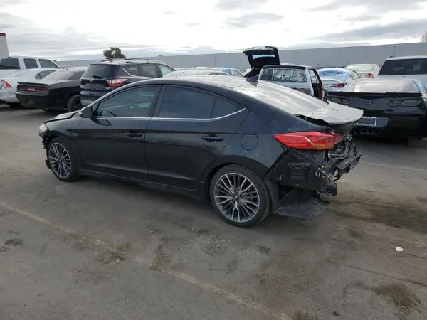 KMHD04LB4JU599349 2018 HYUNDAI ELANTRA - Image 2