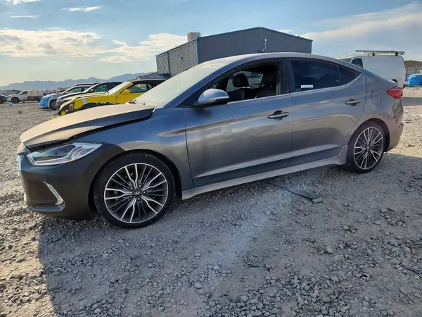 KMHD04LB4JU665219 2018 HYUNDAI ELANTRA - Image 1