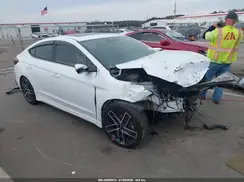 KMHD04LB4KU840196 2019 HYUNDAI ELANTRA