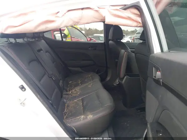 KMHD04LB4KU840196 2019 HYUNDAI ELANTRA - Image 8