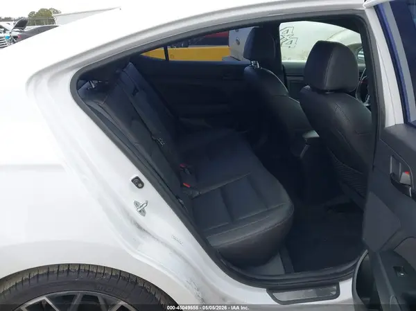 KMHD04LB4KU861310 2019 HYUNDAI ELANTRA - Image 8