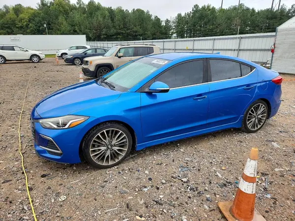KMHD04LB5HU325927 2017 HYUNDAI ELANTRA - Image 1