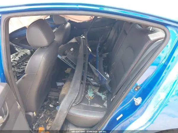 KMHD04LB5HU333350 2017 HYUNDAI ELANTRA - Image 8