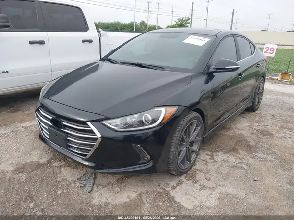 KMHD04LB5HU352013 2017 HYUNDAI ELANTRA - Image 2