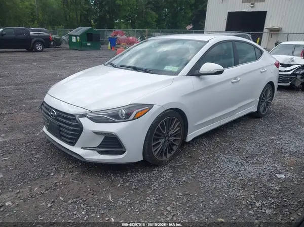 KMHD04LB5HU355591 2017 HYUNDAI ELANTRA - Image 2