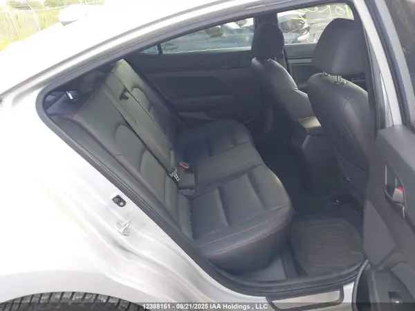 KMHD04LB5HU385643 2017 HYUNDAI ELANTRA - Image 8