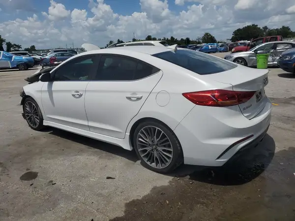 KMHD04LB5JU481133 2018 HYUNDAI ELANTRA - Image 2