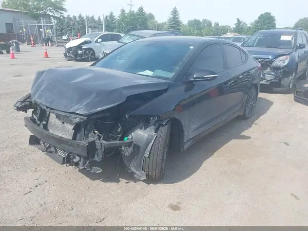 KMHD04LB5JU519038 2018 HYUNDAI ELANTRA - Image 2