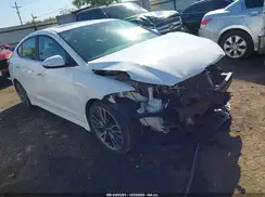KMHD04LB5JU555599 2018 HYUNDAI ELANTRA